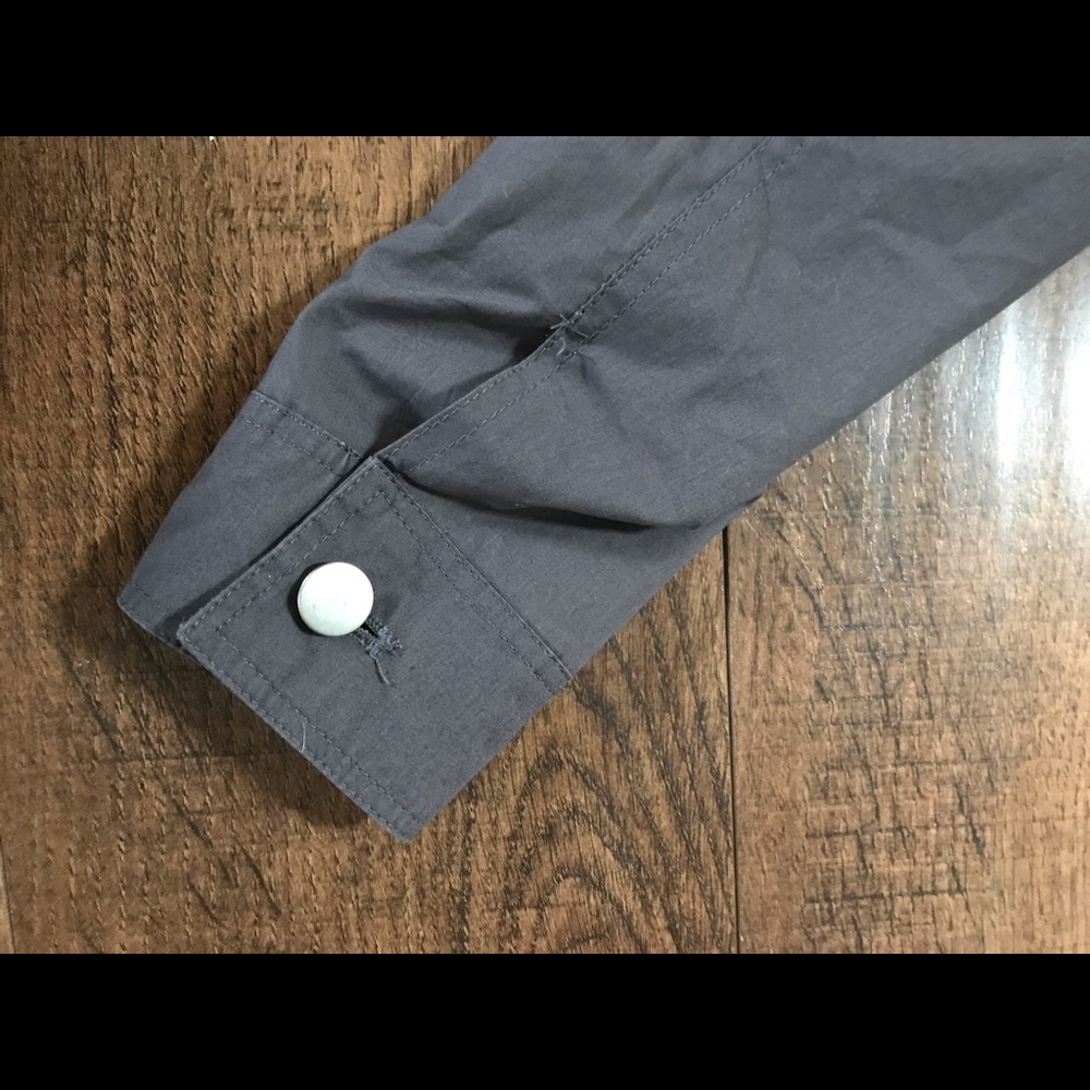 Lightweight Gray Jacket With Ruffles - Picture 6 of 6